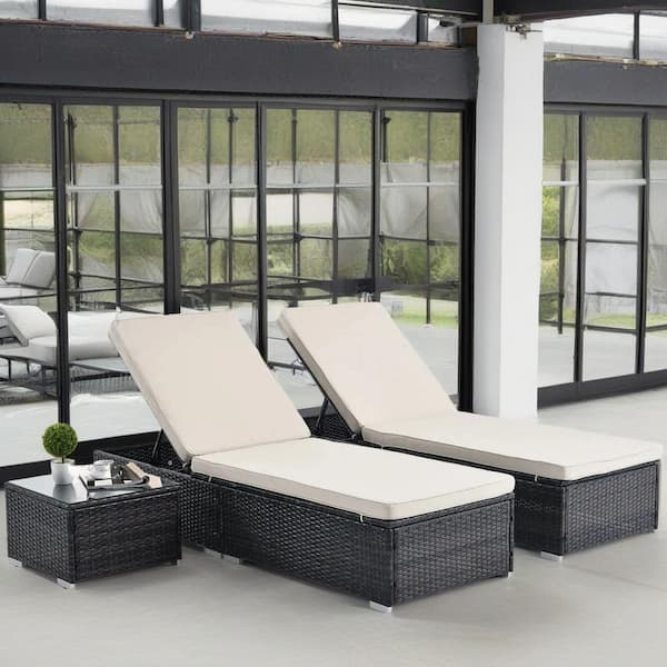 Cubilan Brown 1 Piece Wicker Outdoor Chaise Lounge Chair without Sunshade with Brown Cushion