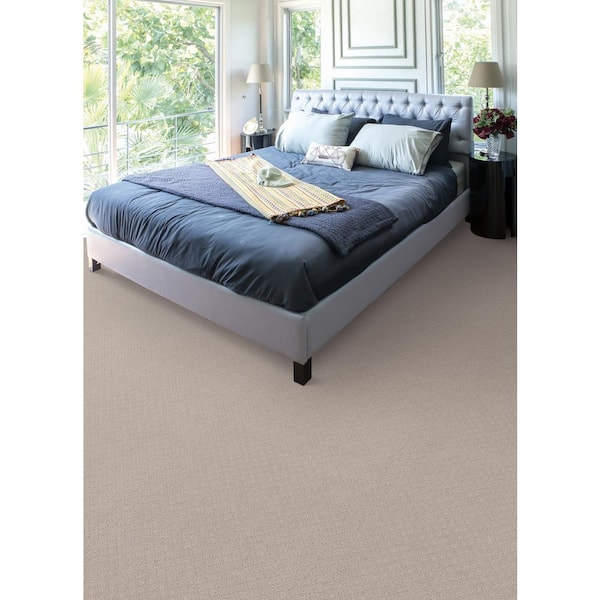 TrafficMaster Camelia Lane - Mollie - Beige 28 oz. SD Polyester