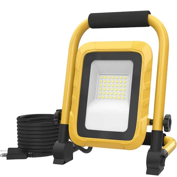 Lukyamzn 30W 5000LM 120 Degree Dusk to Dawn LED Waterproof Outdoor Flood Light with Socket, Stand & Adjustable for Workshop, Site