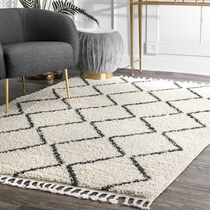 Michelle Diamond Trellis Tassel Off-White 8 ft. x 10 ft. Area Rug