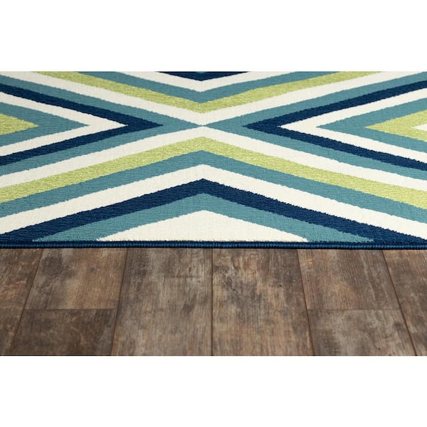 Zig Zag 2-ft x 3-ft White Rectangular Indoor or Outdoor Decorative