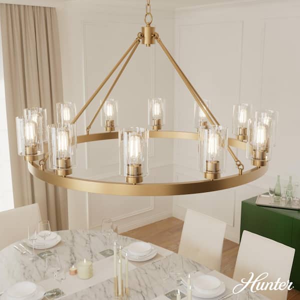 Hunter Hartland 12-Light Alturas Gold Wagon Wheel Chandelier with Clear Seeded Glass Shades