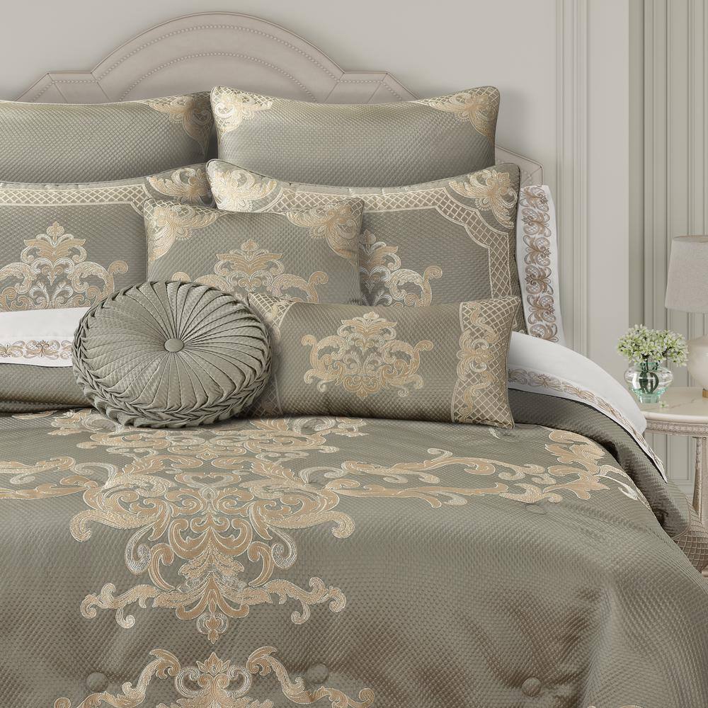 Ivory Queen 4-Piece Gathered Embellishment Bedspread Set