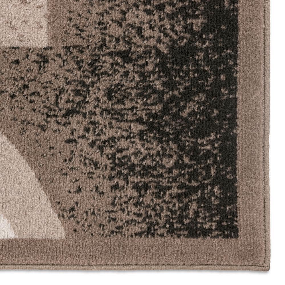 Taupe & Orange Reversible Easy-Care Synthetic Area Rug, 5'3"x7'5"