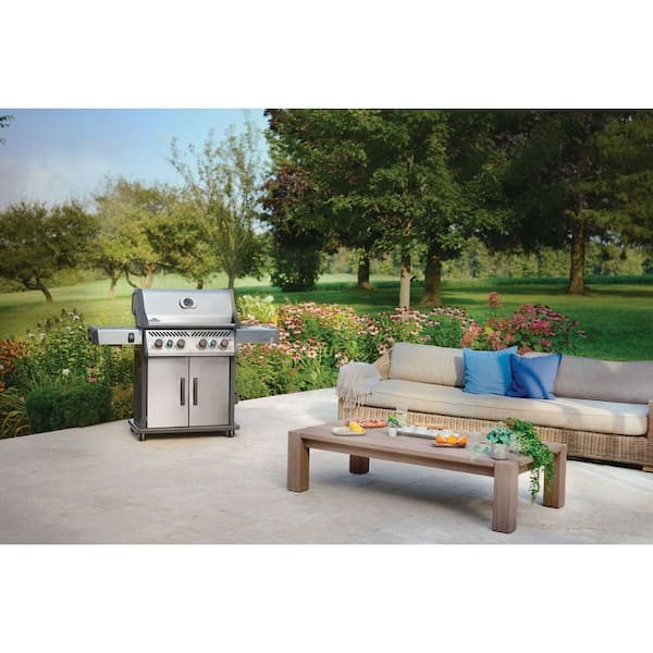 Rogue Pro-S 625 5-Burner Natural Gas Grill in Stainless Steel with Infrared Side and Rear Burners