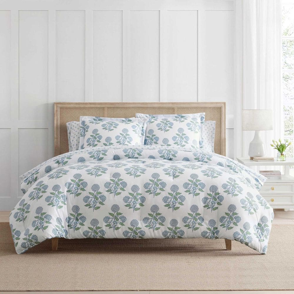 Lucy Floral Reversible 7-Piece Dark Green Microfiber Queen Bed in a Bag price history on PriceWatchPro