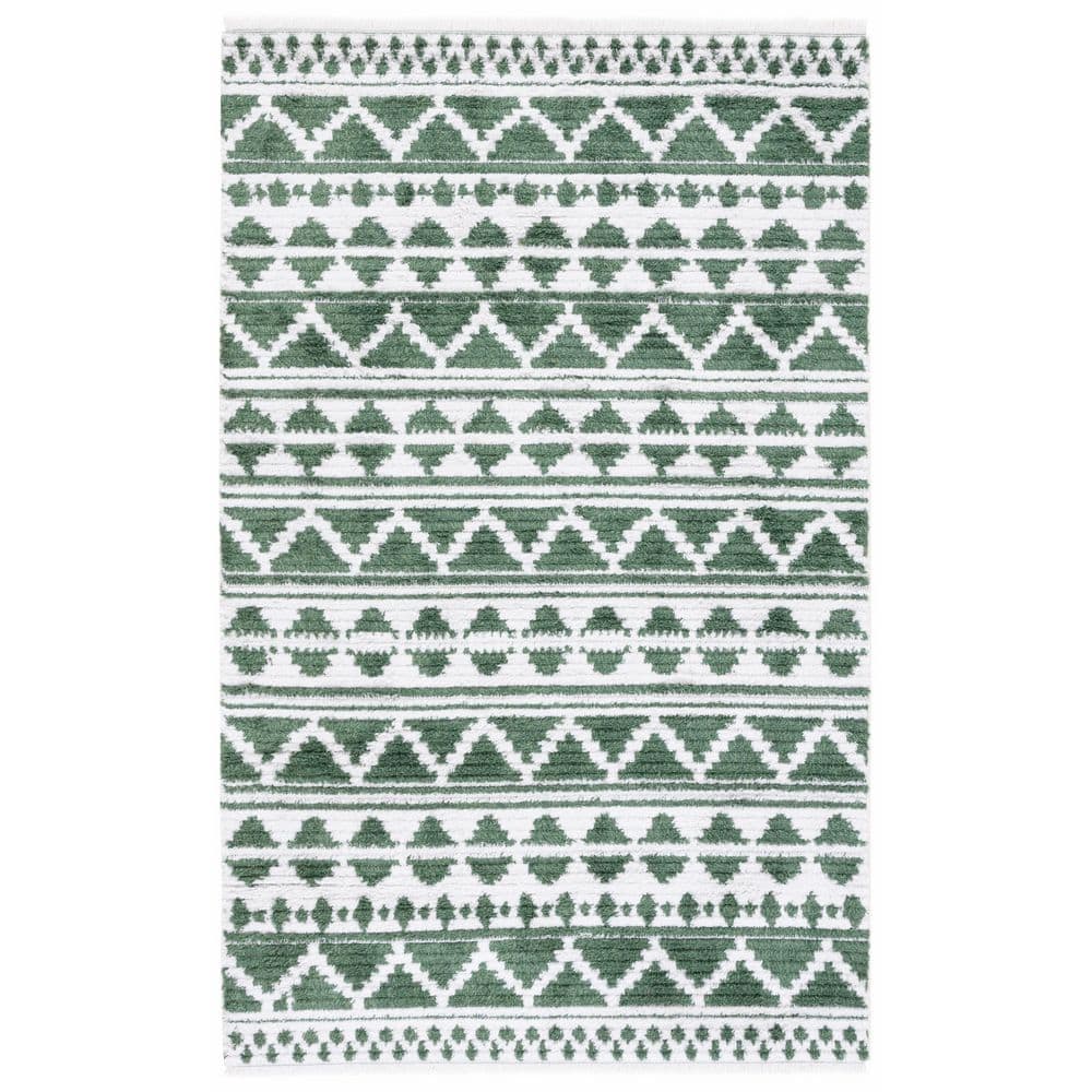 SAFAVIEH Augustine Green/Ivory 8 ft. x 10 ft. Native American Chevron ...