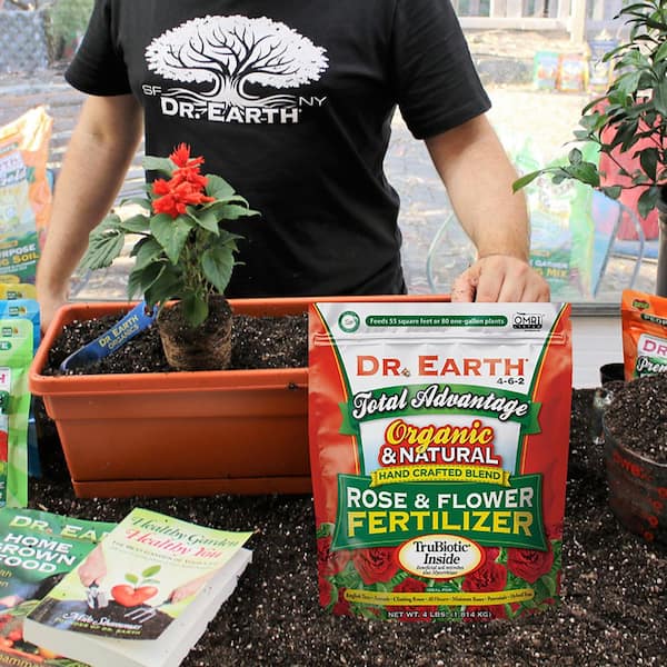 DR. EARTH 4 lbs. Organic Total Advantage Flower and Rose Food