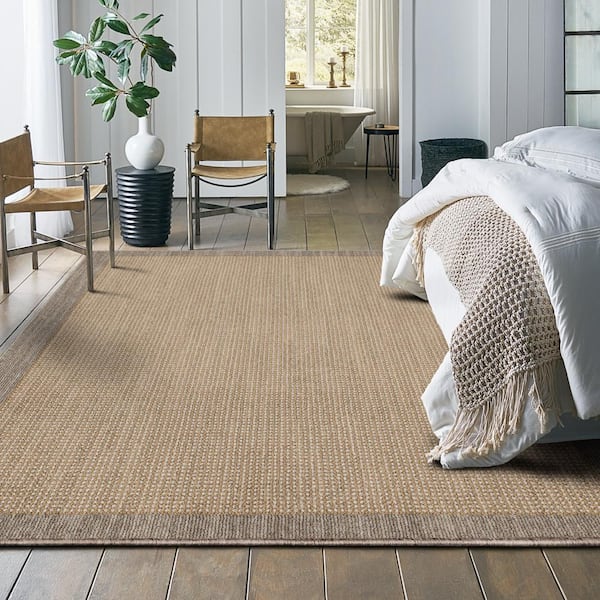 Tanner Pewter 7 ft. 6 in. x 10 ft. Traditional Border Indoor Area Rug