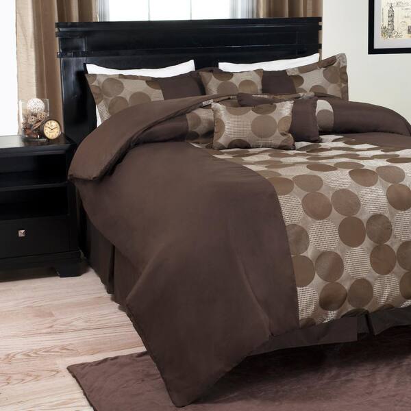 Trademark Global 7-Piece Modern Circles Chocolate Queen Comforter Set