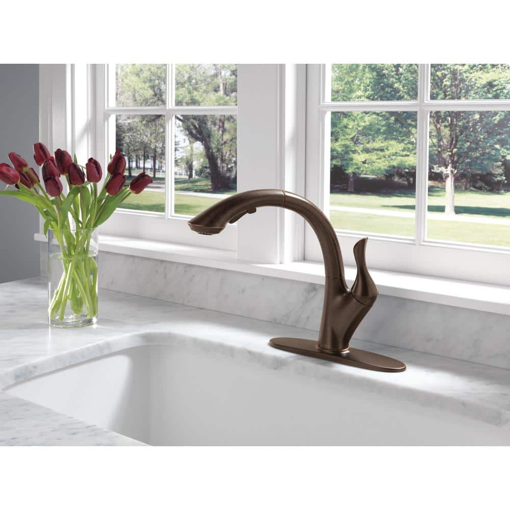 Venetian Bronze Pull-Out Spray Kitchen Faucet with Zinc Handle