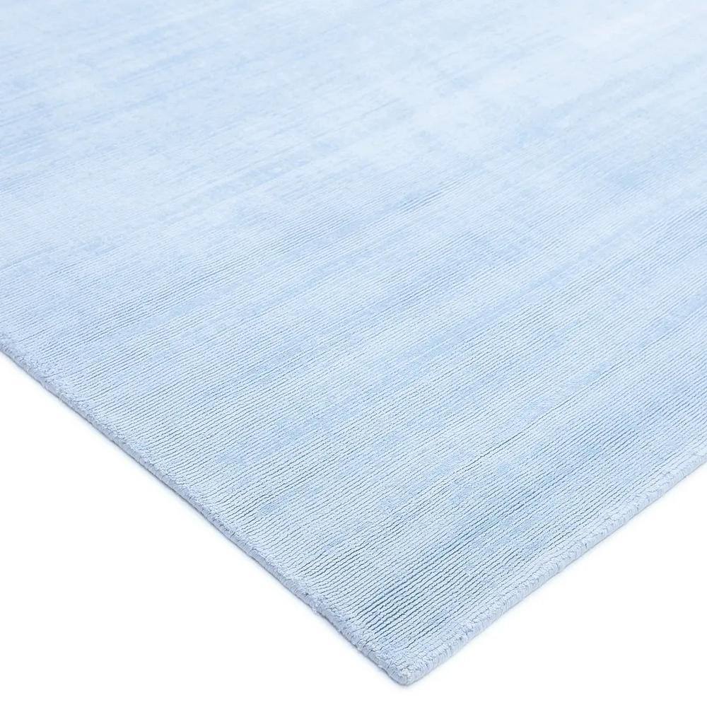 Elegant Hand-Loomed Viscose 8'x10' Light Blue Area Rug