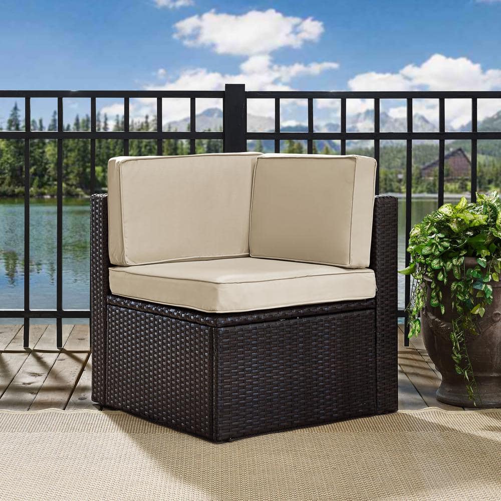 Palm Harbor Sand Wicker Corner Chair with Cushions