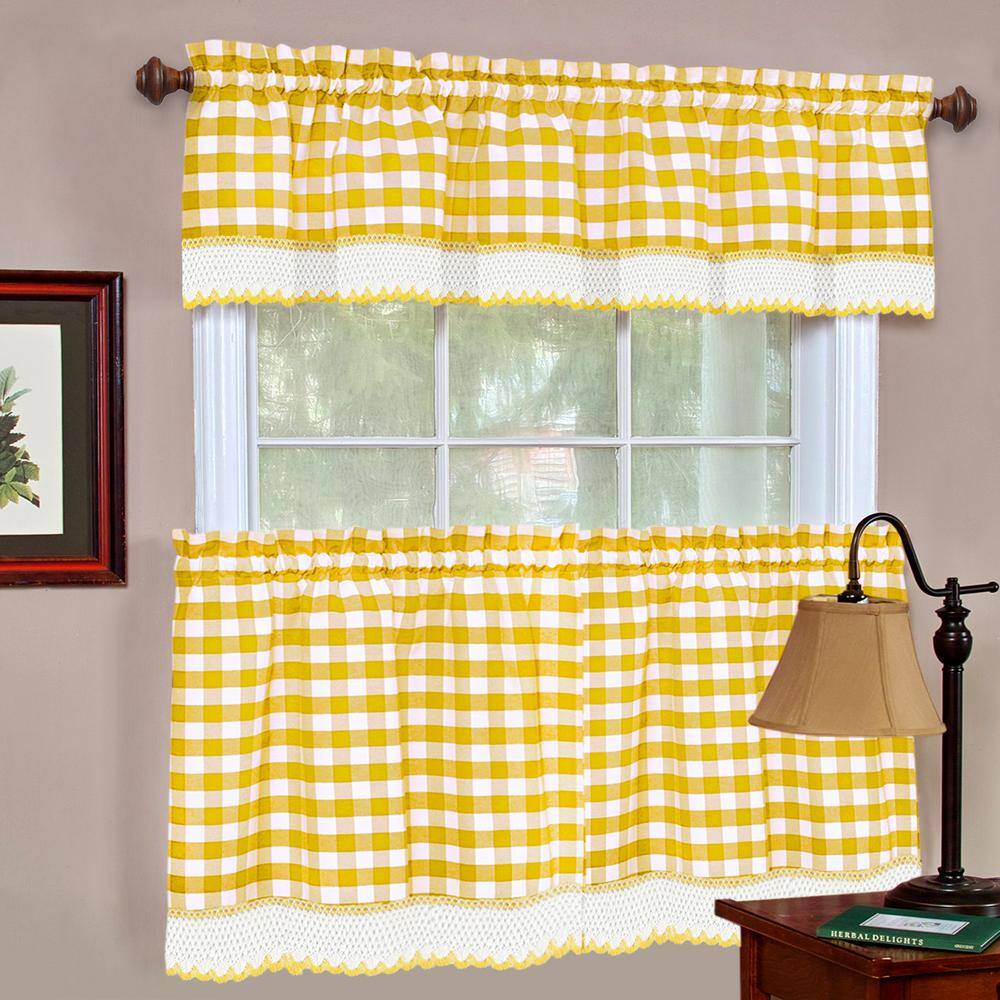 Yellow and White Buffalo Check Scalloped Rod Pocket Valance