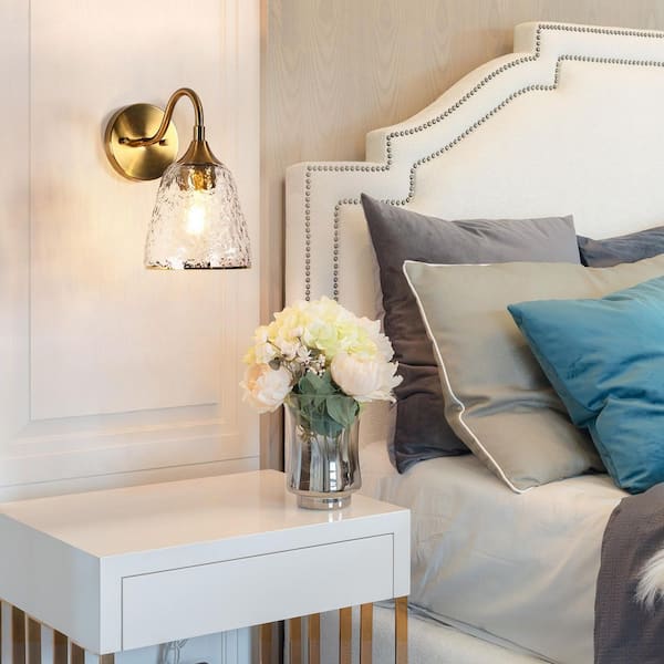 Aurabe Modern Plated Brass Damp-rated Bell Bedroom Wall Sconce 1-Light Bathroom Vanity Light with Rippled Glass Shade