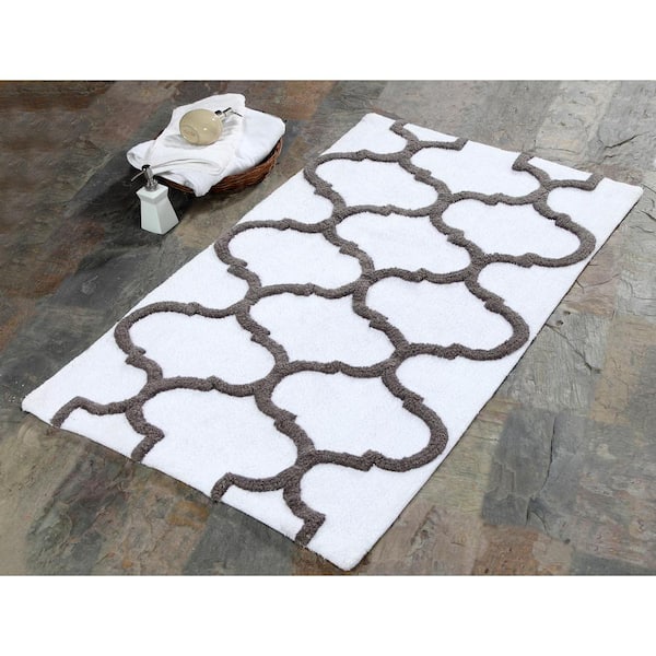 Saffron Fabs 34 in. x 21 in. Cotton Bath Rug in White/ Gray