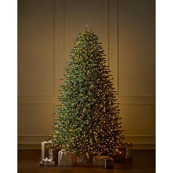 9 ft Yorkshire Twinkling Fir LED Pre-Lit Artificial Christmas Tree T34