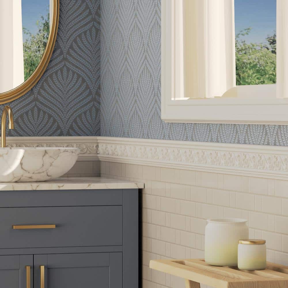 Gray Primed Urethane Geometric Chair Rail Moulding