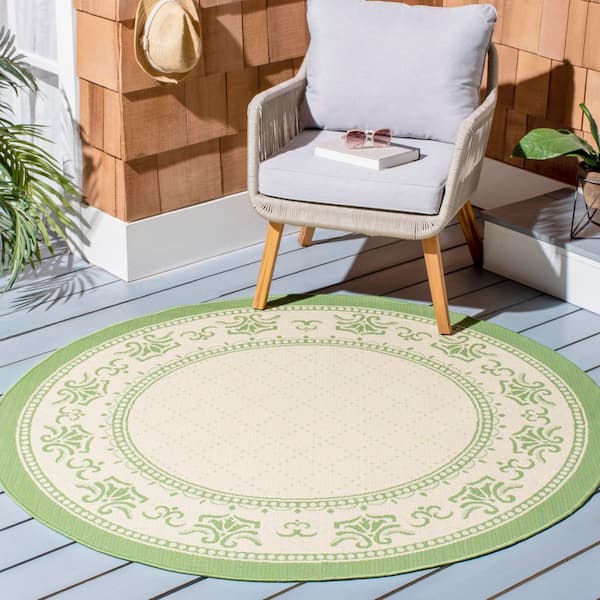 Courtyard Olive/Natural 7 ft. x 7 ft. Round Border Indoor/Outdoor Patio  Area Rug