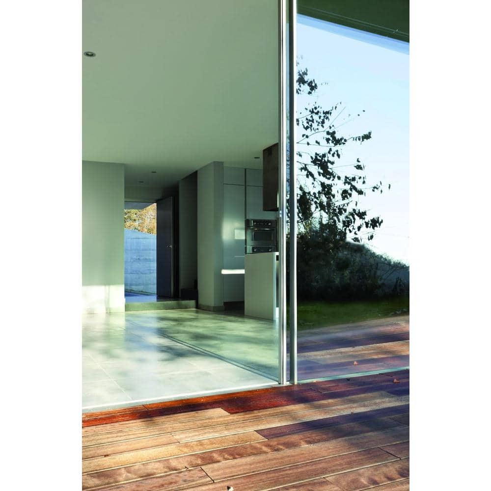 Reflective Screen Foil 26 in. x 59 in. Home Decor Premium Static Cling Wind