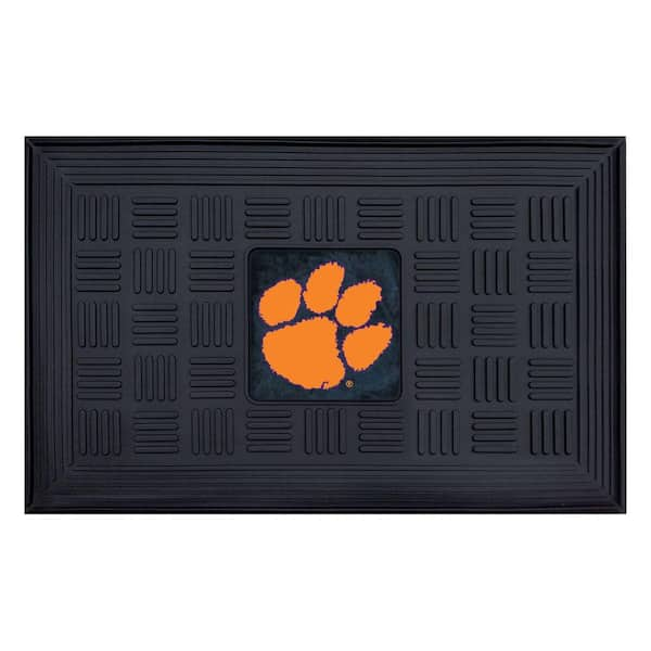 FANMATS NCAA Clemson University Black 19.5 in. x 31.25 in. Outdoor Vinyl Medallion Door Mat