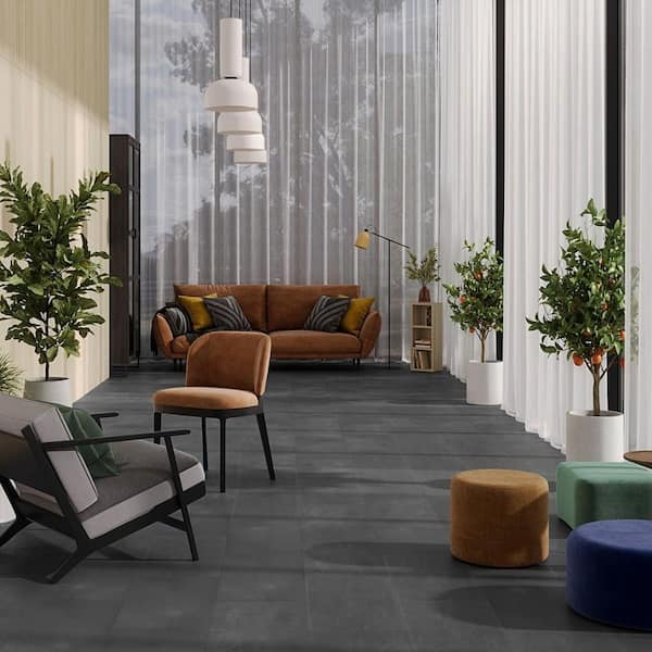 Ivy Hill Tile Forge 20 MIL Venom 12 in. x 24 in. Click Lock