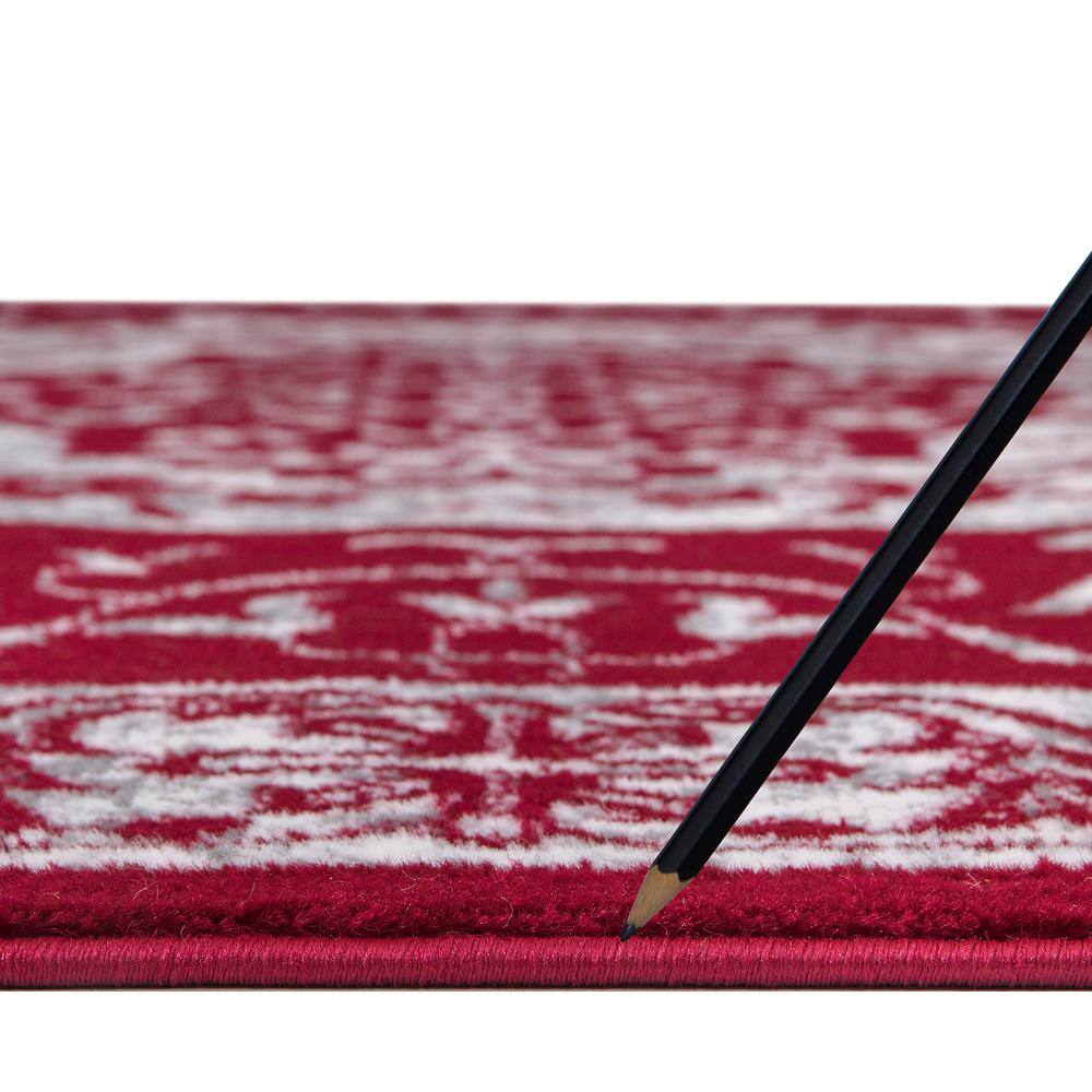Red Medallion Synthetic Stain-Resistant 7' x 9' Area Rug