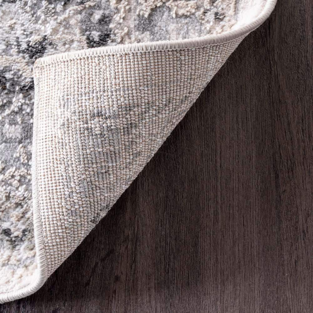 Silver Medallion Easy Care Synthetic Runner Rug, 2' 6" x 8'