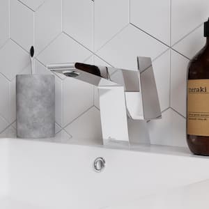 Carre Single-Handle Single-Hole Bathroom Faucet in Polished Chrome