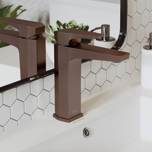 Swiss Madison Voltaire Single-Handle Single-Hole Bathroom Faucet in Oil Rubbed Bronze