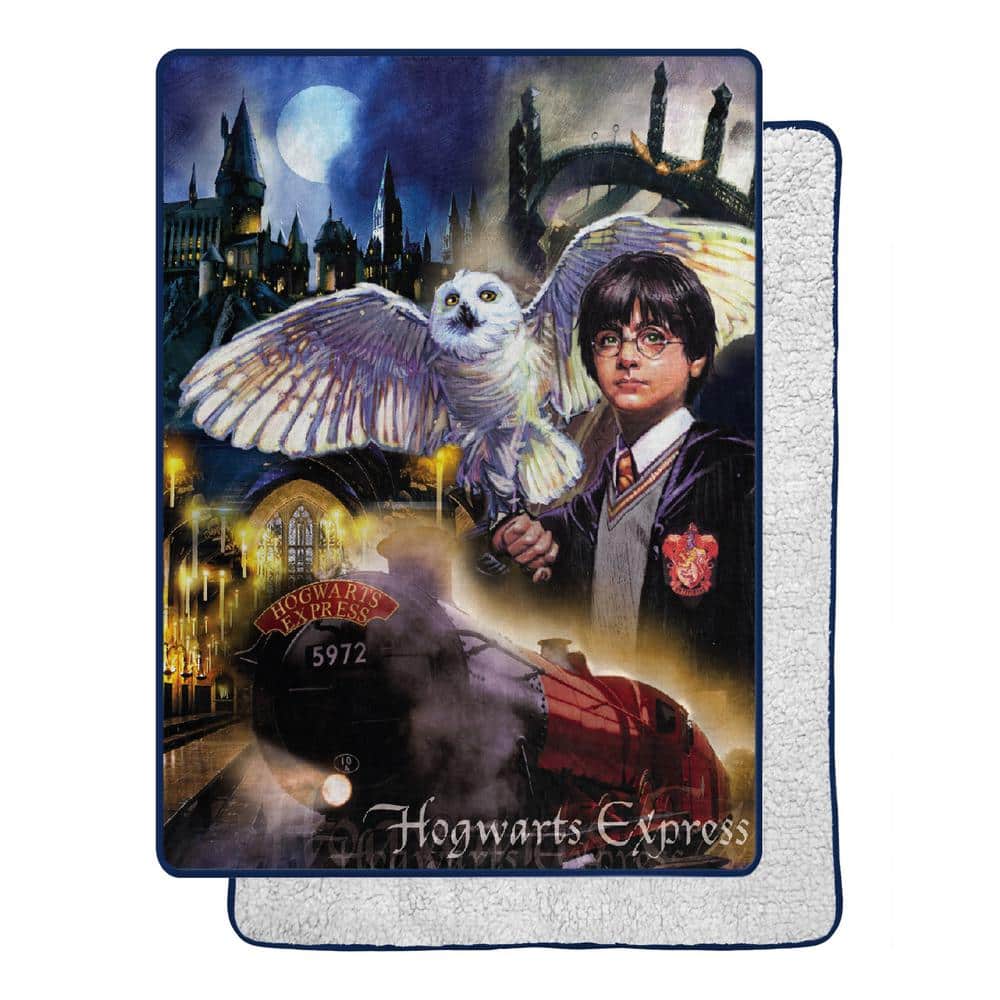 Harry Potter Christmas at Hogwarts Flannel 3 Piece Twin Sheet Set