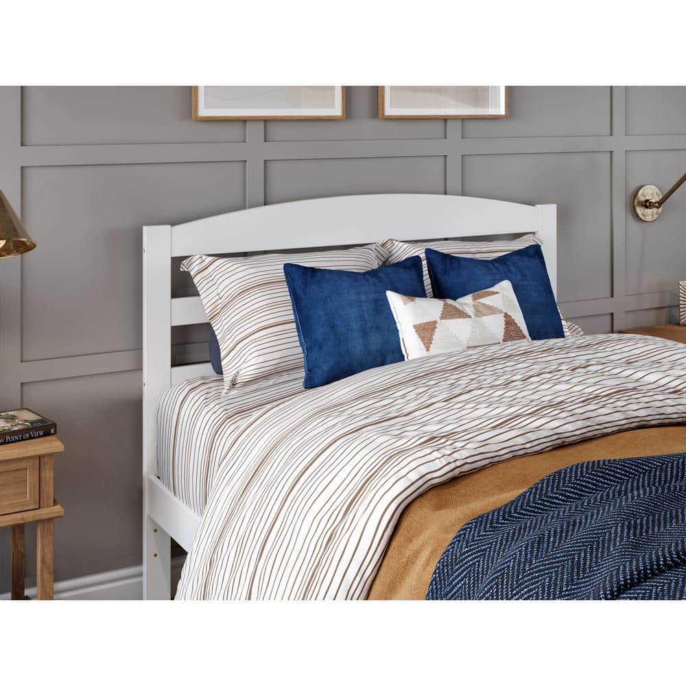 Warren White Solid Wood Queen Platform Bed with Slats