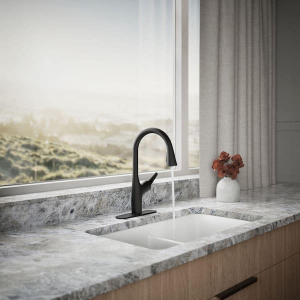KOHLER Safia 1-Handle Pull Down Sprayer Kitchen Faucet with