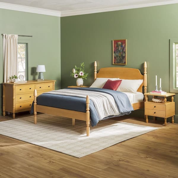 Modern Easy Assembly 4-Piece Solid Wood Natural 2-drawer Nightstands and 6-drawer Dresser with Queen Bed Bedroom Set