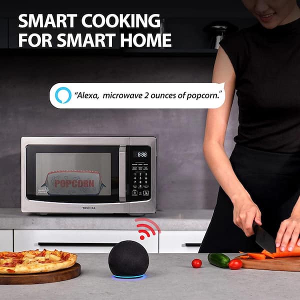https://images.thdstatic.com/productImages/de5cbff3-c470-4fbf-b5c5-557f16a4a9fa/svn/stainless-steel-toshiba-countertop-microwaves-ml-em34p-ss-c3_600.jpg