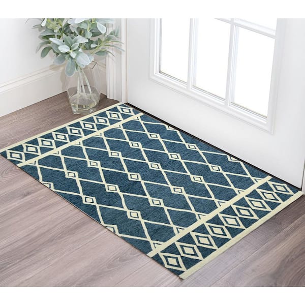 2 ft. x 3 ft. Blue And Ivory Wool Argyle Hand Hooked Area Rug
