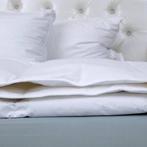 Light Warmth White Full/Queen Goose Down Comforter