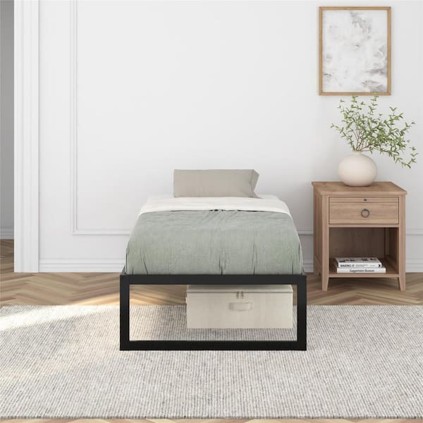 Avey Modern Metal Platform Bed Frame, Twin, Black