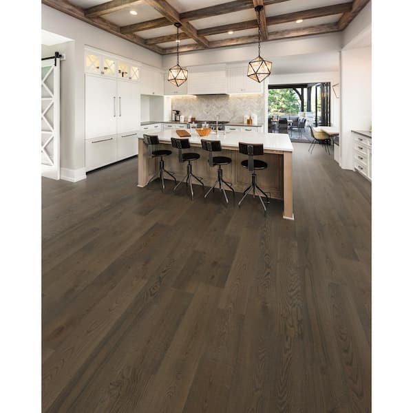 Blue Ridge Hardwood Flooring Castlebury Constellation White Oak 1/2 in. T X 7.5 in. W Tongue and Groove Engineered Hardwood Flooring (27 sq.ft./case)