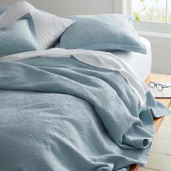 Hillcrest Cotton Matelassé Coverlet