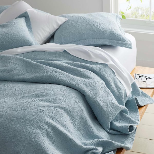 Hillcrest Cotton Matelassé Coverlet