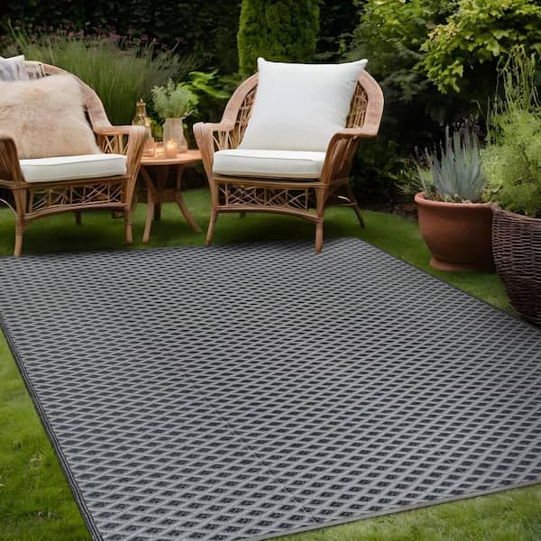 Gray 10 ft. x 14 ft. Jewel Diamond Geometric Washable Trellis Reversible Indoor Outdoor Area Rug