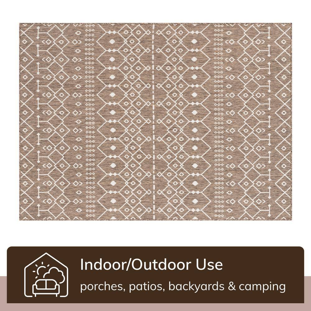 Taupe Synthetic 5' x 7' Easy-Care Rectangular Area Rug