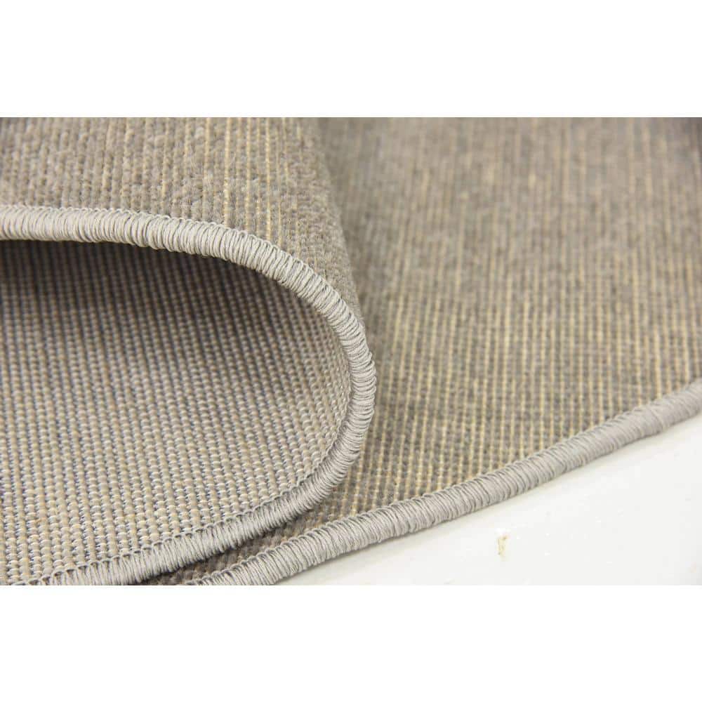 Williamsburg Easy Care Round Gray Synthetic Rug 5'