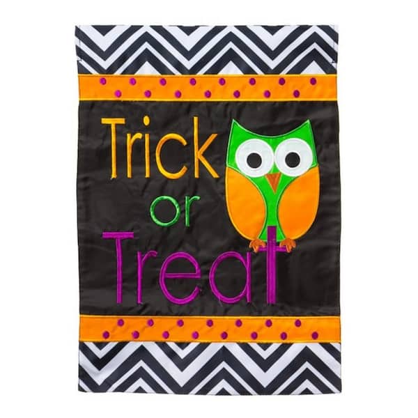 1 ft. x 1-1/2 ft. Trick or Treat Owl Applique Garden Flag