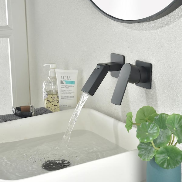 Modern Single-Handle Wall Mounted Bathroom Faucet in Matte Black