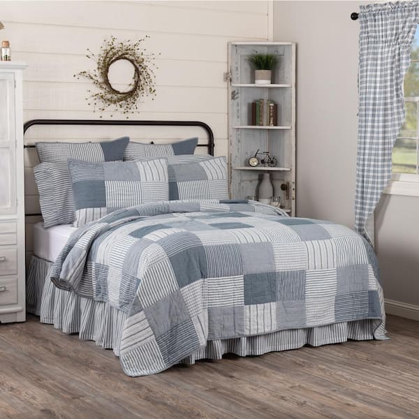 The Farmhouse Lt Blue Plaid cotton quilt factory !