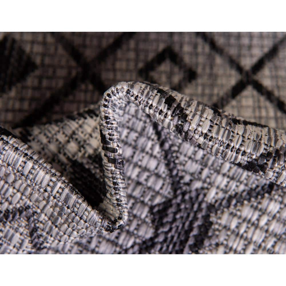 Light Gray/Blue Synthetic 4' x 6' Outdoor Trellis Rug