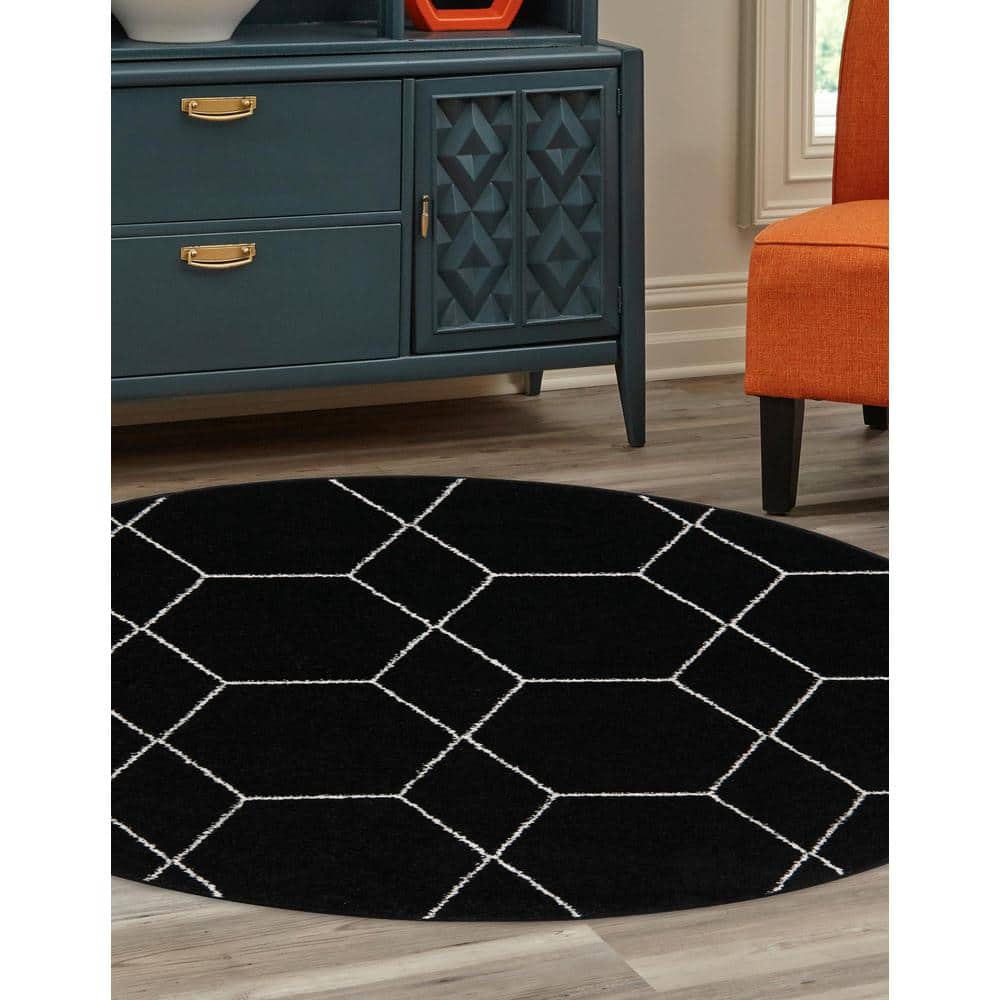 5' Round Black and Ivory Trellis Synthetic Area Rug