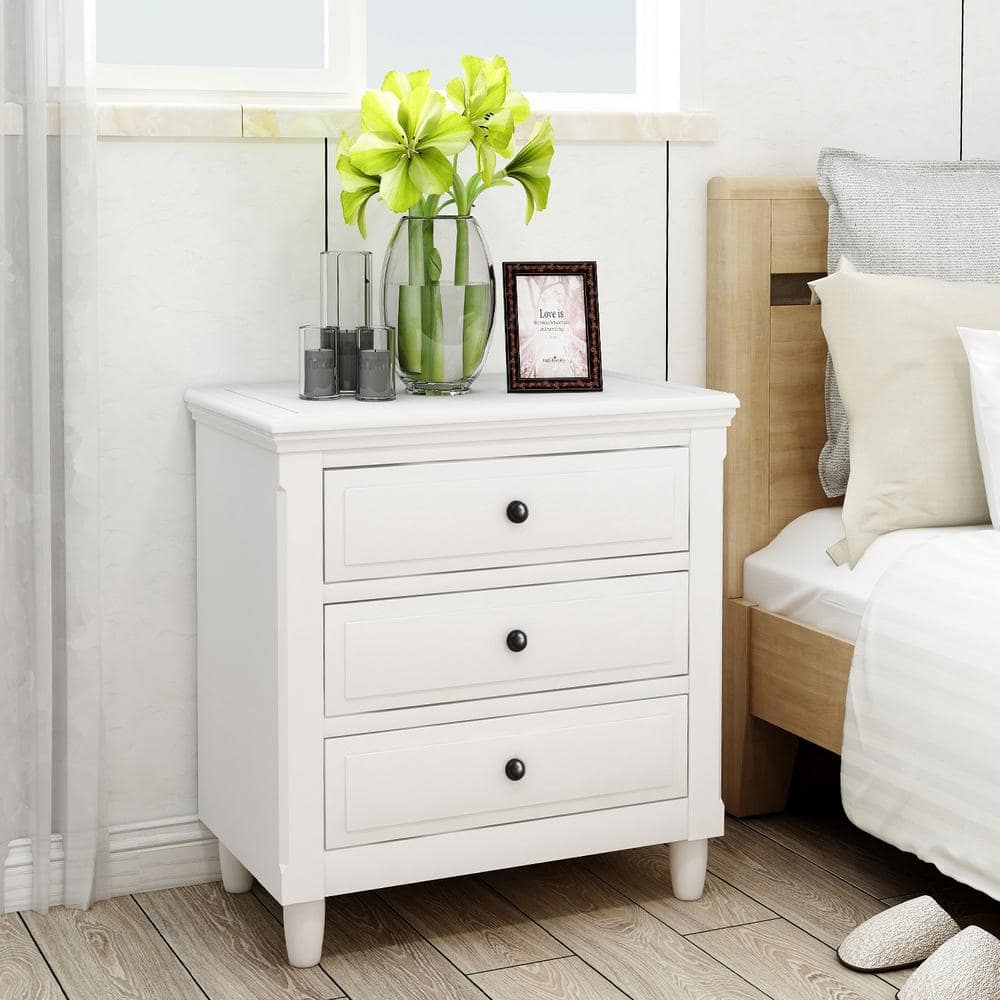 https://images.thdstatic.com/productImages/df12a6b8-634a-42df-87e9-8832bd265887/svn/white-harper-bright-designs-nightstands-wf190540aak-1-64_1000.jpg